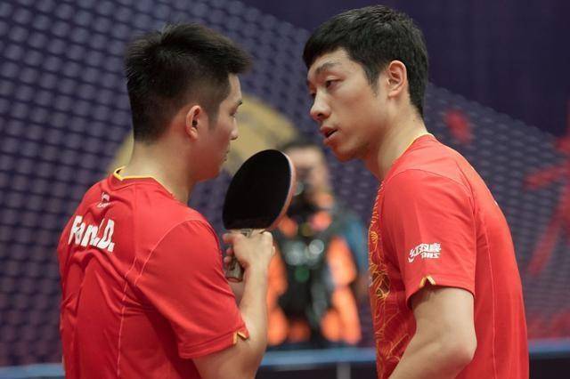 他戴袖标 他戴袖标